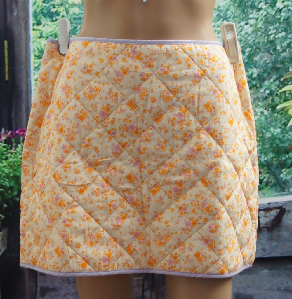 Miss Selfridge Peach with Floral Pattern Quilted Mini Skirt size 10
